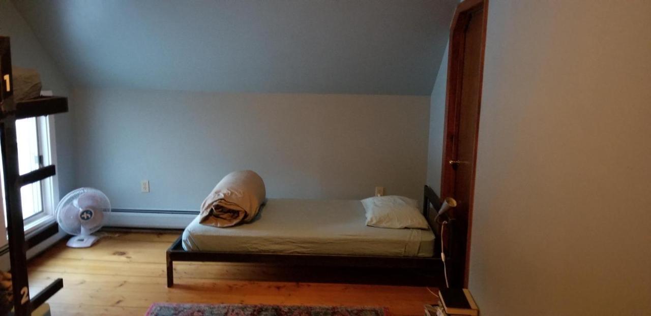 Hostel Tevere Warren Exterior photo